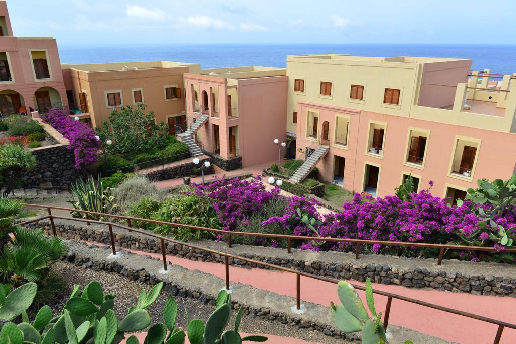 Madonna Delle Grazie Suvaki Resort מראה חיצוני תמונה